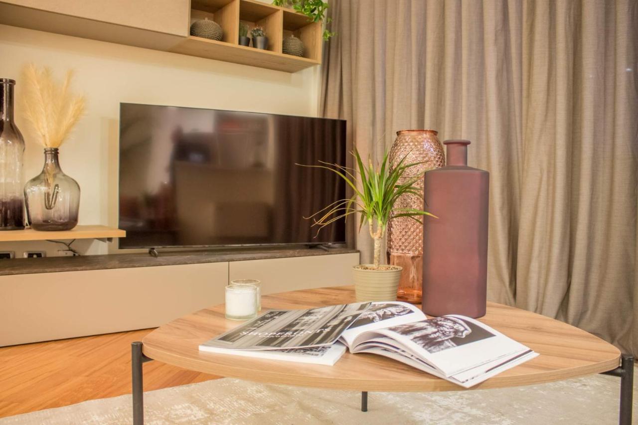 Ar Prestige Penthouse - Soho Appartement Bergamo Buitenkant foto